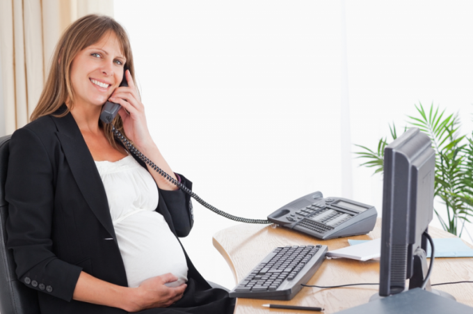 Как должны работать беременные женщины по закону 