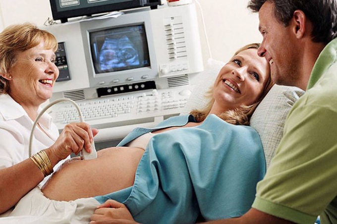 На каком сроке делают второе УЗИ при беременности 