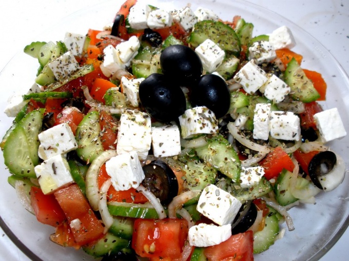 Как приготовить греческий салат за 10 минут