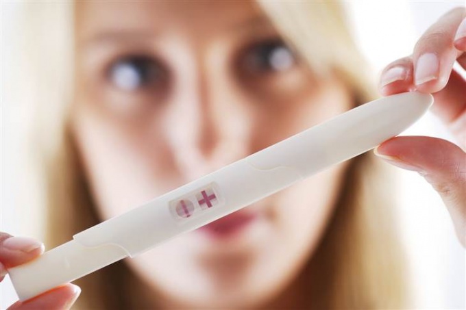 С каких сроков можно узнать о беременности по тесту