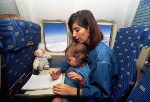 С ребенком в самолете