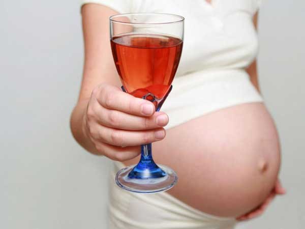 Можно ли пить безалкогольные напитки беременным