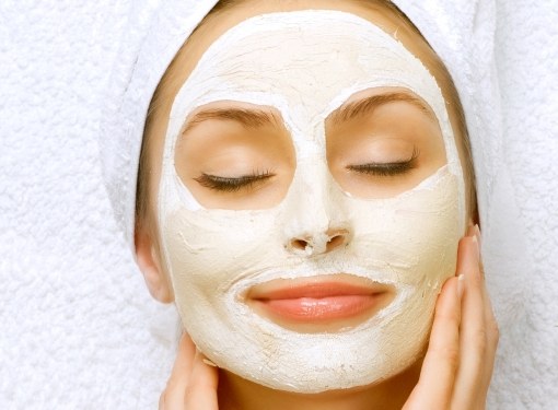 Cosmetic clay is a great natural remedy for acne