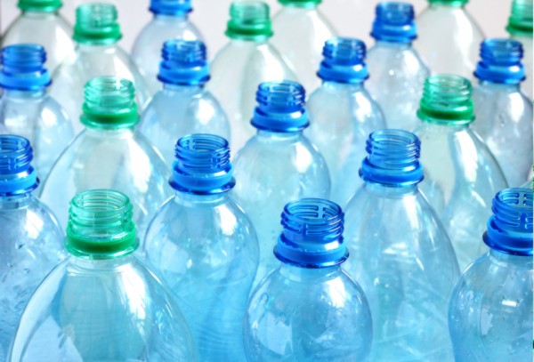 Что сделать из простой пластиковой бутылки