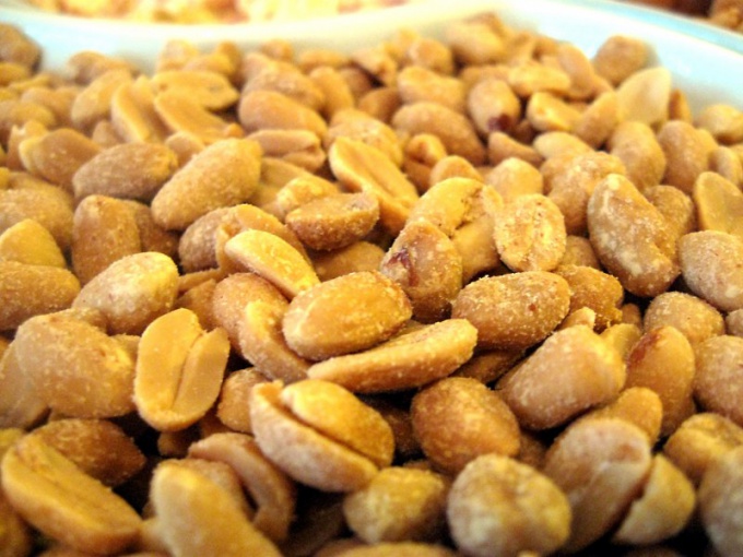 Молотые орехи - хорошая добавка в выпечку