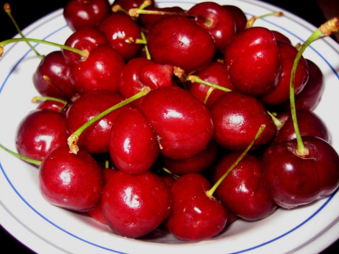 Whether there is allergic to cherries 