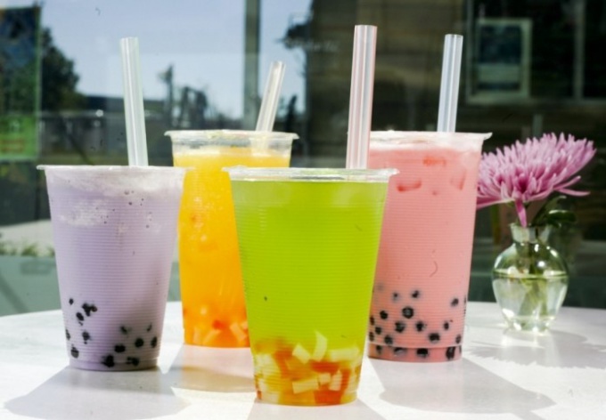 How to make the drink Bubble Tea 