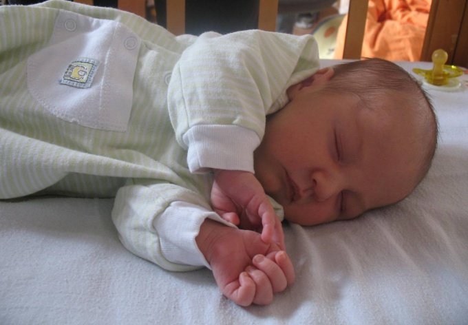 As a newborn to sleep easier