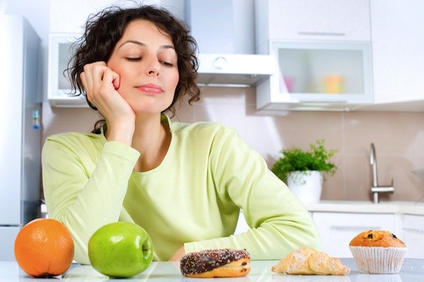 Как заставить себя меньше есть или сесть на диету 