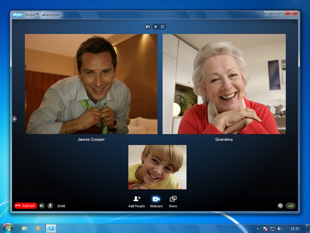 How to organize a group video call on Skype 