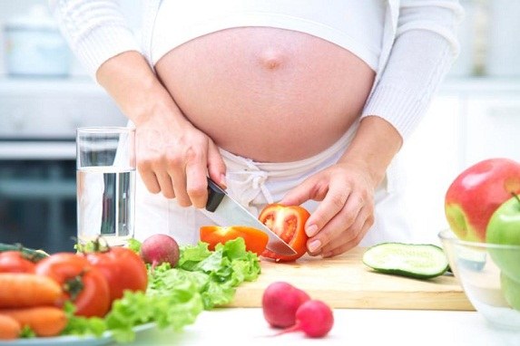 Каковы изменения в пищеварении у беременных женщин
