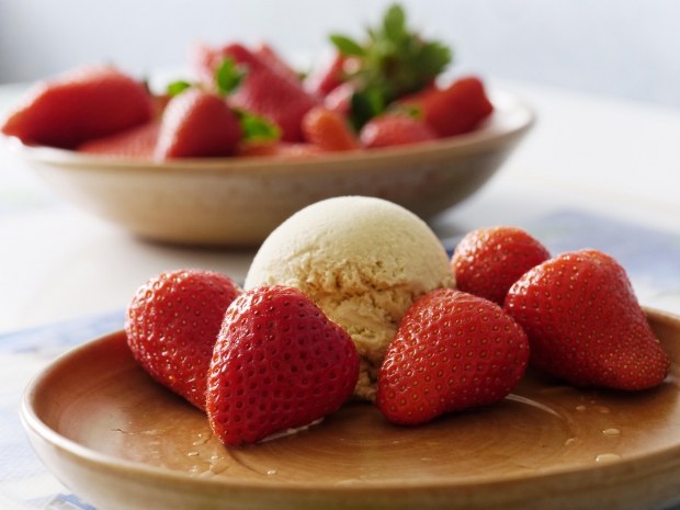  Десерт из замороженных ягод