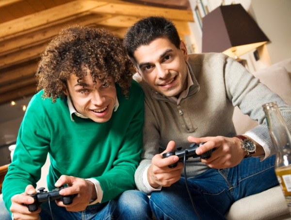 Почему компьютерные игры вредны для подростков