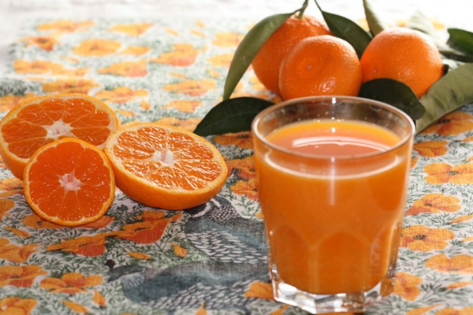 Как сделать сок из мандаринов