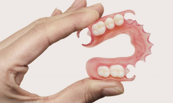 What are modern dentures