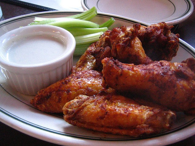 How to cook Buffalo wings in the oven