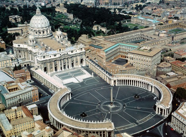 Чем примечателен собор святого Петра в Ватикане 