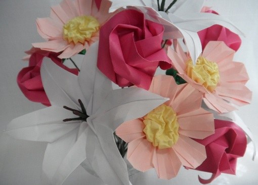 Цветки из бумаги своими руками: создаем вечный букет 