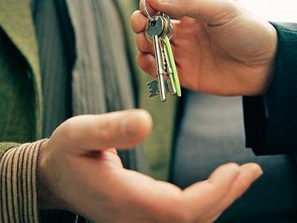 What documents to check when buying an apartment