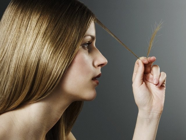 Как выбрать шампунь для секущихся волос