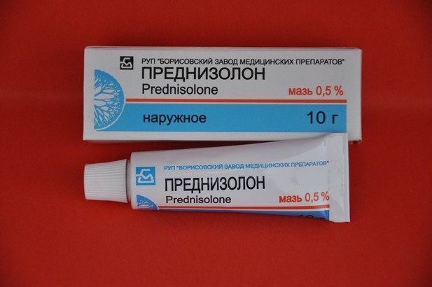 How to use corticosteroid ointment for phimosis
