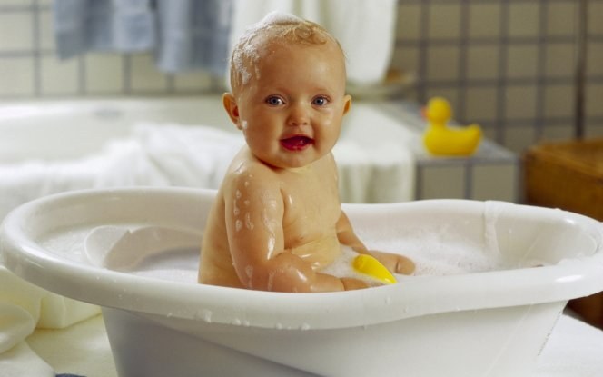 When to bathe the baby after vaccination