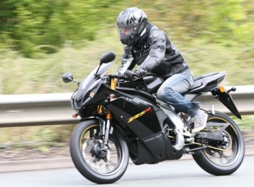 How to choose a sportbike for a beginner