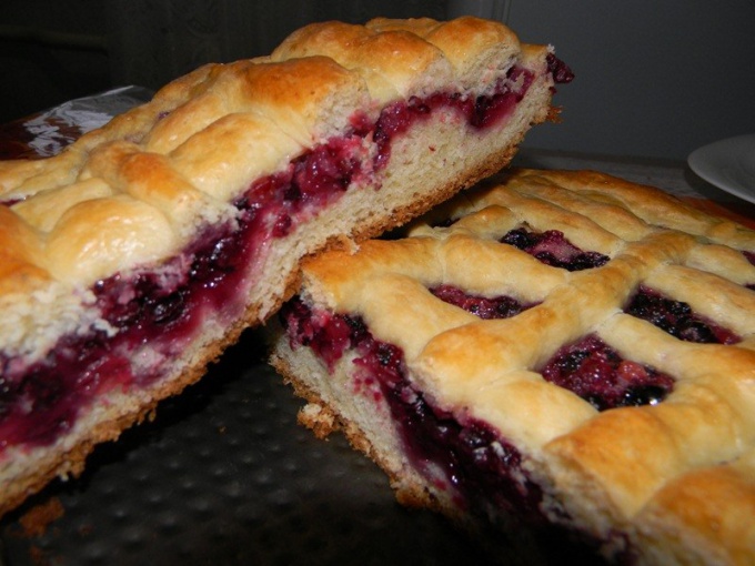 How to cook a delicious jam tart currant