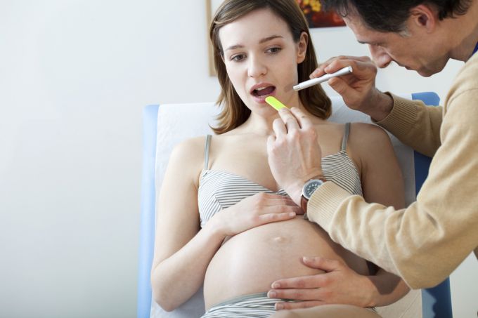 Лечение горла при беременности