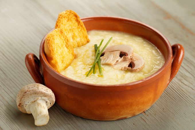  Рецепт пикантного супа с сыром и шампиньонами