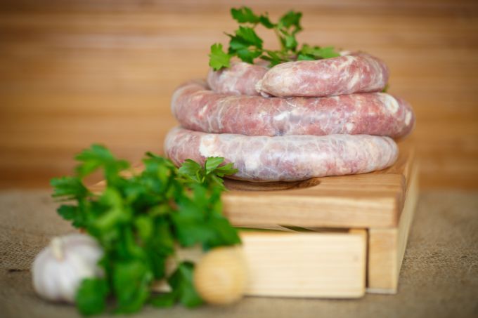 Секреты приготовления колбасы в домашних условиях