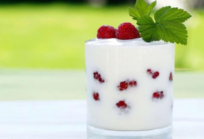 Как выбрать вкусный и полезный йогурт?