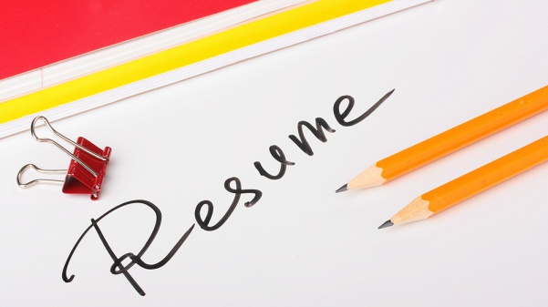 7 items that should not be included in your resume