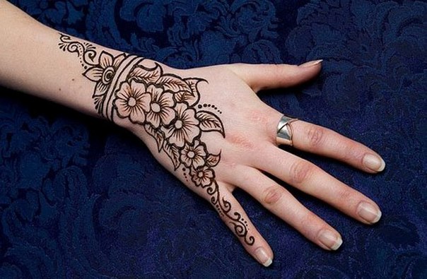 What is mehendi