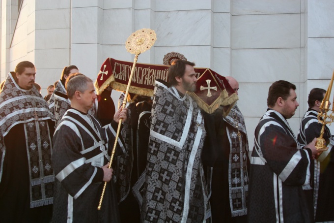 Как в православном богослужении вспоминается погребение Иисуса Христа