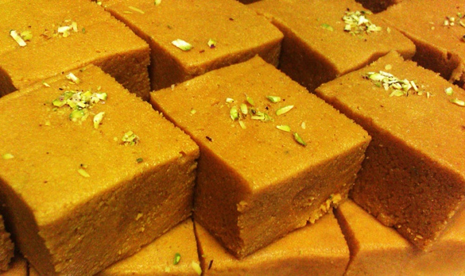 Как приготовить ладду (индийский десерт)