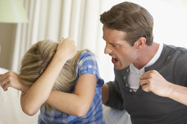 насилие в семье