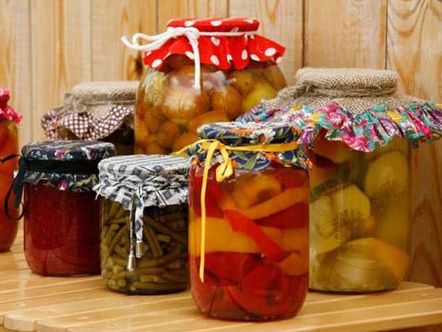 Is it necessary to sterilize jars for winter preparation?