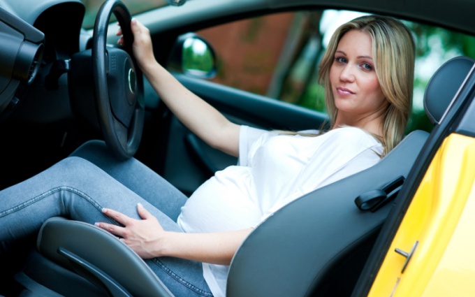 Вождение автомобиля во время беременности