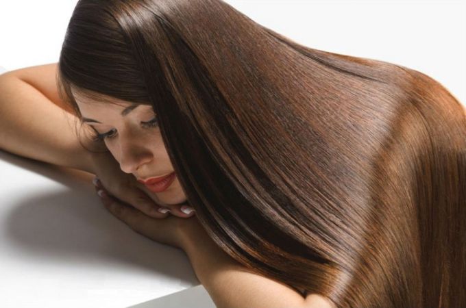 Как выпрямить волосы без утюжка в домашних условиях