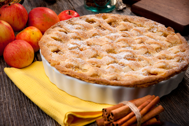 Как приготовить яблочный пирог без муки