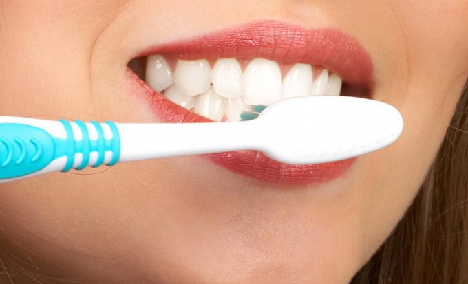 Why you should not too often to brush your teeth