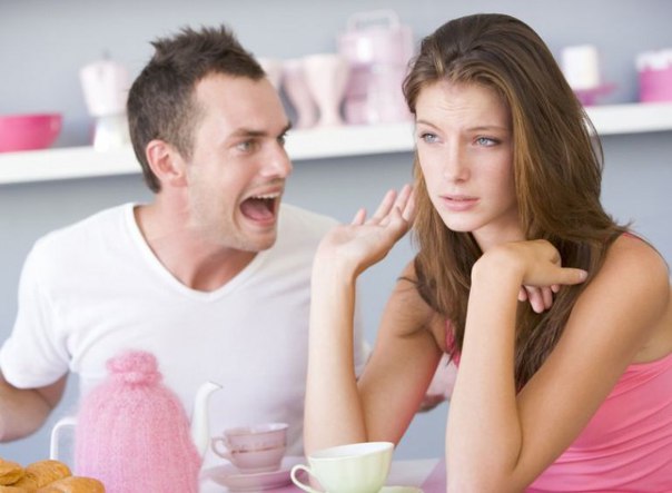 Что делать, если муж кричит на жену