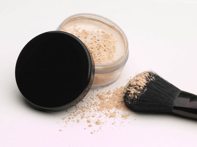 Transparent powder: recommended products