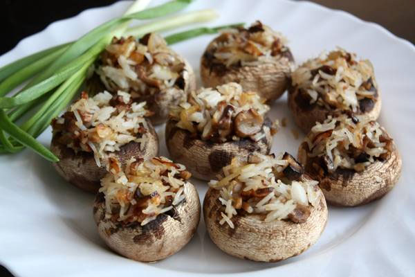 How to cook mushrooms on a rice pillow