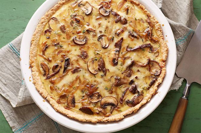 How to make mushroom tart with young onions