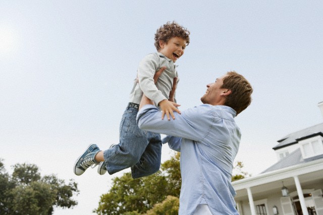 How to raise children? The strictness or permissiveness