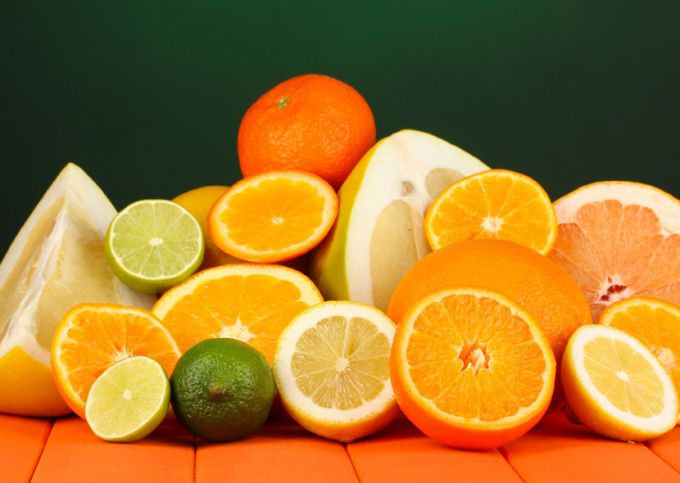 Diet citrus: orange and lemon
