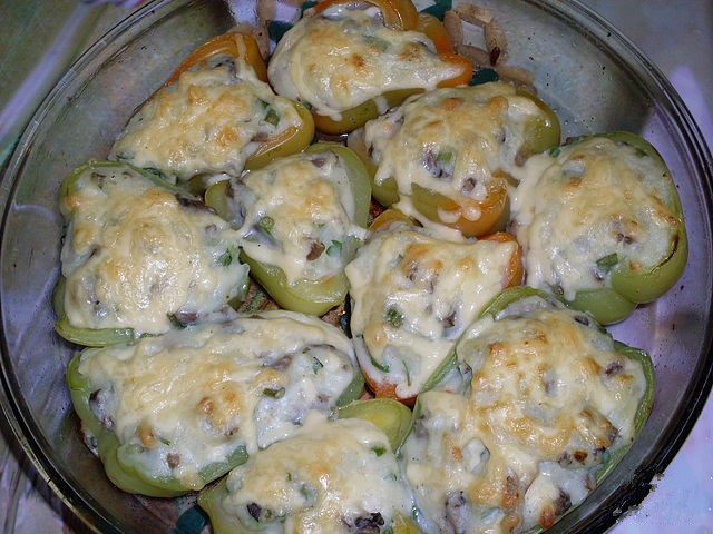 Stuffed peppers with potato stuffing