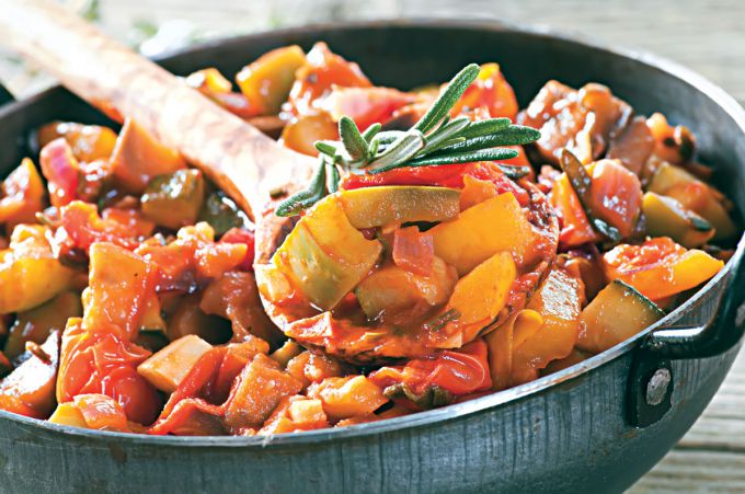 Juicy vegetable stew